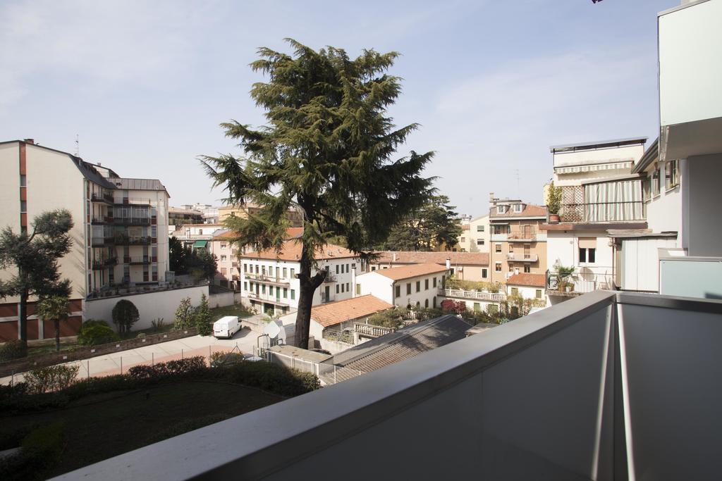 Santa Sofia Apartments Padova Bilik gambar